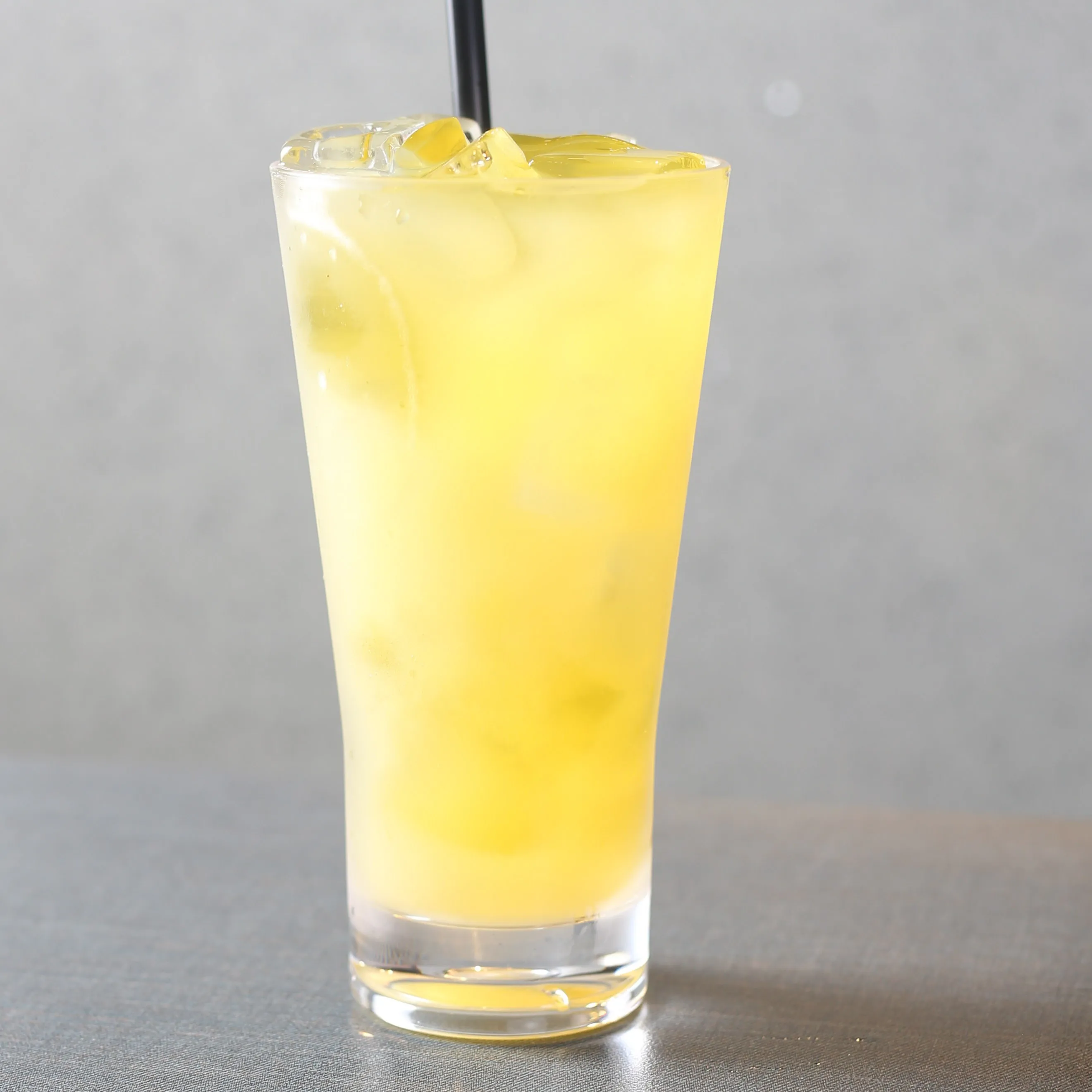Pineapple Aiyu Fizz