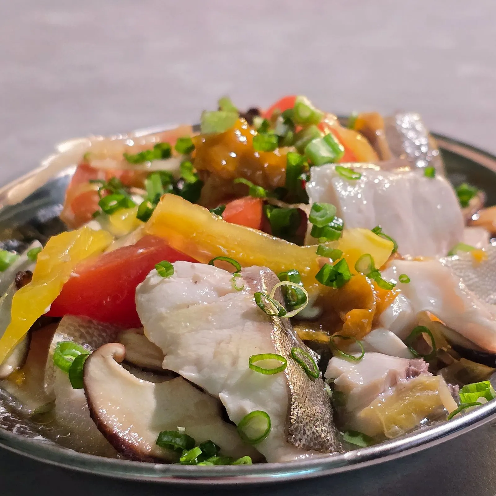 Teochew Steamed Pomfret (Boneless)